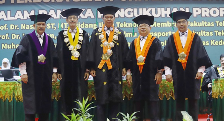 Sidang Terbuka Senat_Pengukuhan 2 Profesor Dari Fakultas Teknik